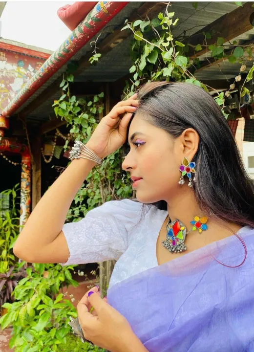 Lavender%20Colour%20Muslin%20Than%20Saree%20-%20A%20Stylish%20Blend%20for%20Any%20Season%20and%20Occasion%20-%20Image%205