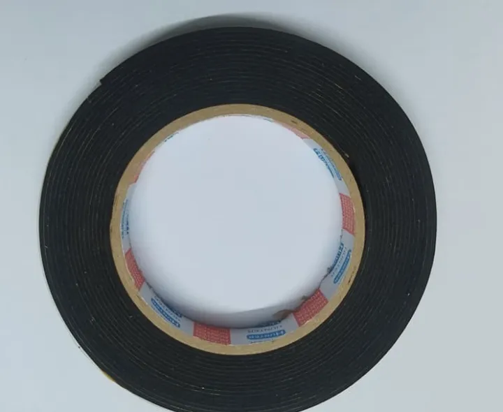Double%20Sided%20Foam%20Tape%201%E2%80%B3%20Inch%20Black%20Color%20Heavy%20Duty%20Gum%20-%20Image%202