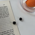 S925 sterling silver black agate stud earrings women's earrings high-end sense of light luxury simple earrings vintage style jewelry wholesale silver jewelry.