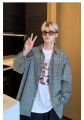 The new 2023 plaid men's shirt Korean version is casual and handsome for everyday use, and Oba is versatile for both men and women on campus.