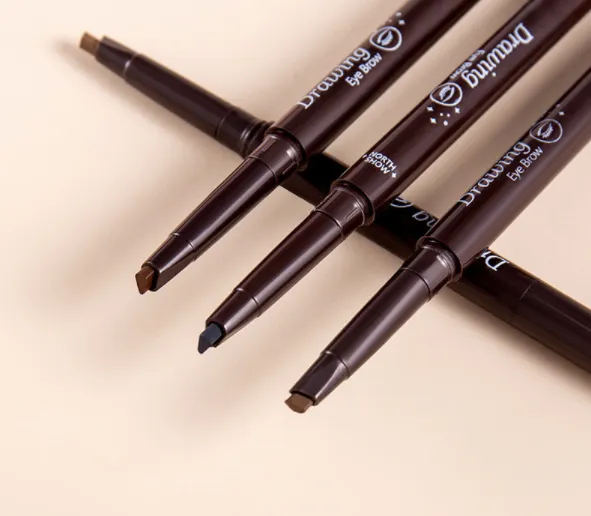 DRAWING%20Eyebrow%20Pencil%20With%20Brush%20-%20Great%20to%20Have%20-%20Image%205