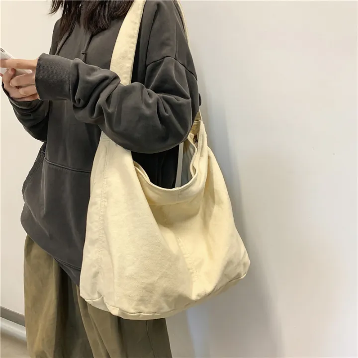 Idle%20Style%20Washed%20Canvas%20Bag%20Women's%20Large-Capacity%20Crossbody%20Bag%20Artistic%20Youth%20Shoulder%20Bag%20Japanese%20and%20Korean%20Simple%20Tote%20Bag%20-%20Image%203