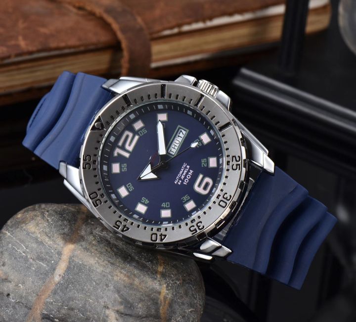 New%20Men's%20Steel%20Belt%20Belt%20Fashion%20Large%20Watch%20with%20Calendar%20Week%20High-End%20Quartz%20Watch%20-%20Image%205