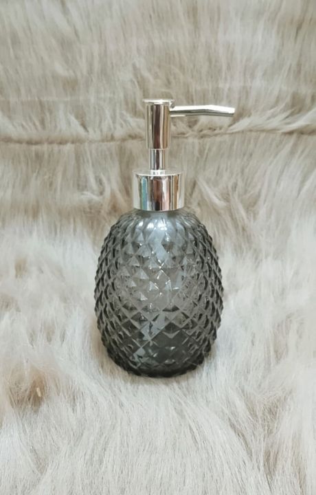 Glass%20Soap%20Dispenser%20with%20%20Rust%20Proof%20Pump,%20Refillable%20Liquid%20Hand%20Soap%20Dispenser%20for%20Bathroom,%20Premium%20Kitchen%20handwash%20Dispenser%20(Clear)%20%20Diamond%20Design%20-%20Image%205