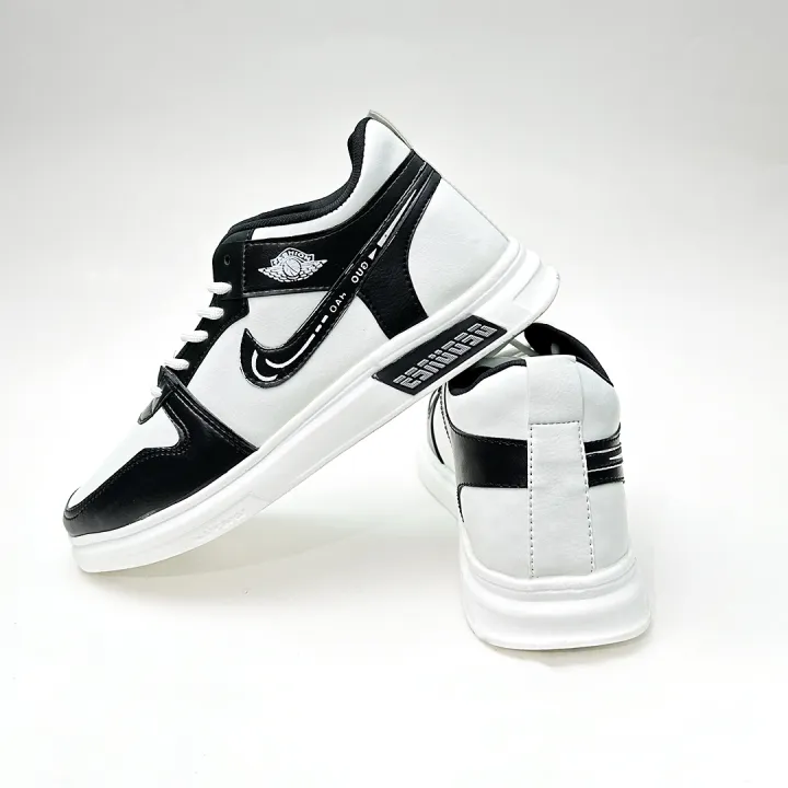 New%20Black%20and%20White%20Collection%20Stylish%20and%20Fashionable%20Summer%20and%20Winter%20Exclusive%20Sneakers%20Converse%20Shoes%20for%20Men%20-%20Image%204