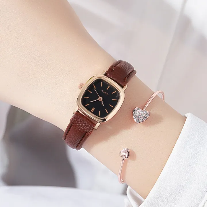 Square%20Pointer%20Quartz%20Watch%20Minimalist%20Dial%20Wristwatch%20With%20PU%20Leather%20Watchband%20-%20Image%203