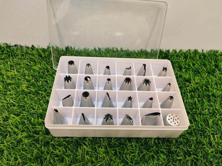 Silver%20Stainless%20Steel%2024%20Pcs%20Cake%20Decorating%20Nozzle%20Set.%20-%20Image%205