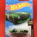 Triumph tr6 Hot Wheels (Green). 