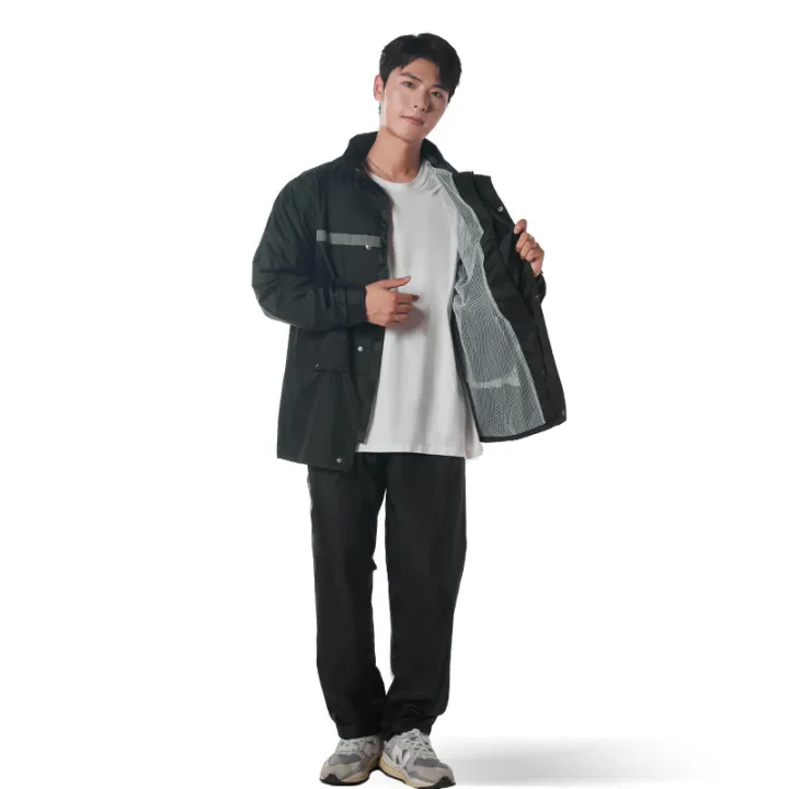 Adult%20split%20raincoat%20rain%20pants%20set%20oxford%20cloth%20pvc%20outdoor%20electric%20vehicle%20riding%20reflective%20raincoat%20wholesale%20price%20-%20Image%205