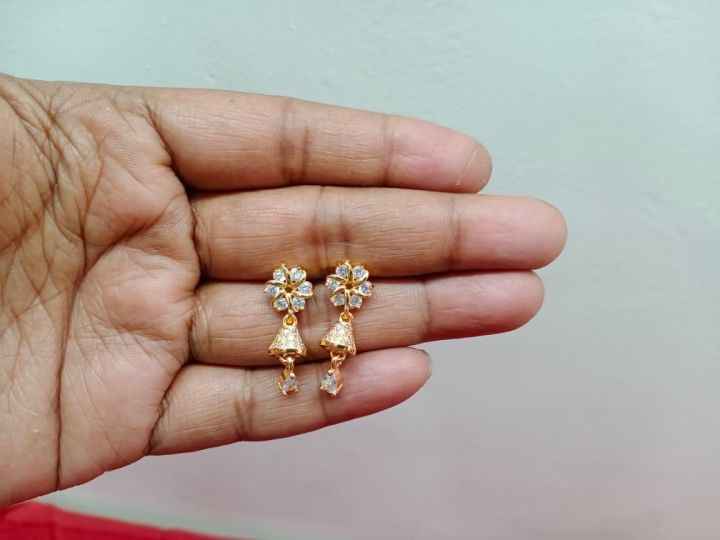 Golden%20Earring%20For%20women%20And%20Girls%20Make%20By%20Gold%20Plate%20With%20Diamond%20Cut%20Stone,Gold%20Plate%20Exclusive%20Earings%20For%20Women,Trendy%20design%20&%20Unique%20Model%202021.Jumka,Ear%20Ring,Nose%20pin,J0021%20-%20Image%202