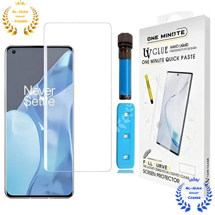 Premium%20UV%20Tempered%20Glass%20For%20Tecno%20Camon%2040%20Pro%20Screen%20Protector%20Curved%20with%20Liquid%20Glue%20and%20UV%20Light%20-Transparent%20Clear%20-%20Image%204