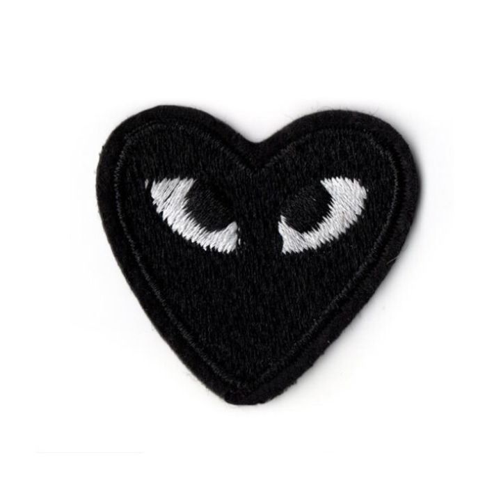 Electric%20Embroidery%20Embroidery%20Patch%20Applique%20Fashion%20Brand%20Logo%20Armband%20CDG%20Play%20Rei%20Kawakubo%20Eye%20Heart%20Shape%20-%20Image%207