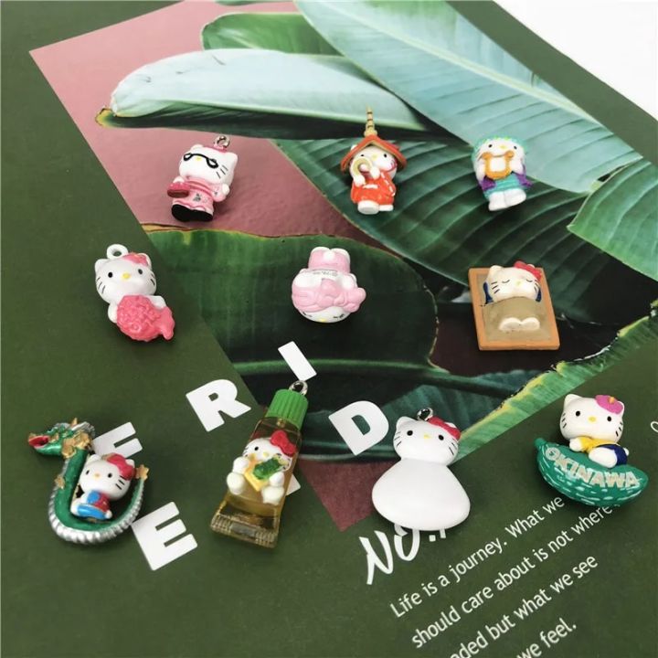 Mini%20Hello%20Kitty%20Cat%20Christmas%20Animal%20Action%20Figure%20Anime%20Figures%20Toy%20Hobbies%20Figurine%20Cartoon%202-3cm%20Sanrio%20Collectible%20Gift%20Moonlight%20Shines%20-%20Image%202