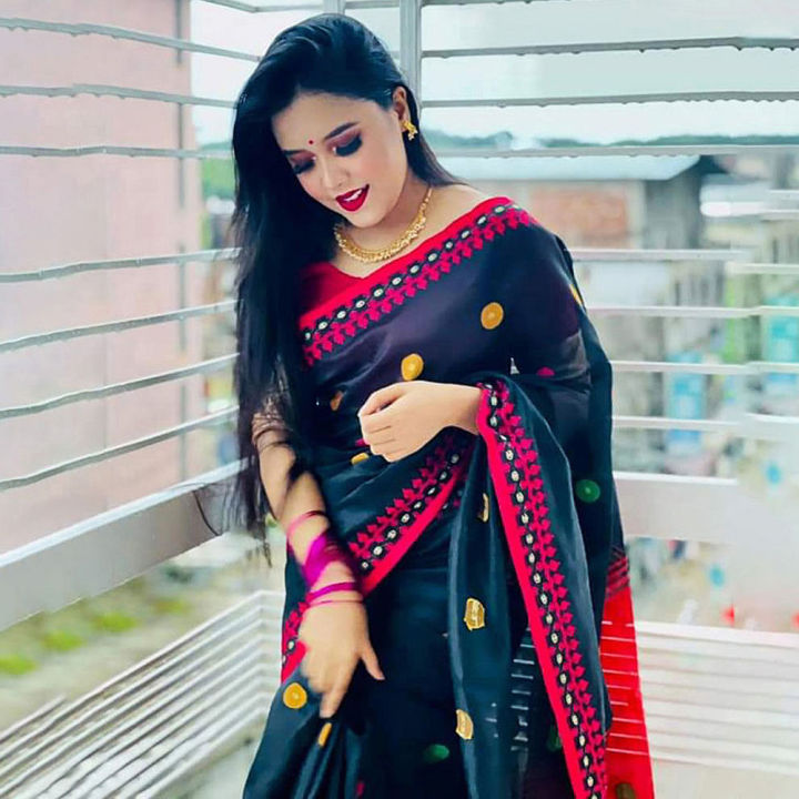 Traditional%20Handloom%20Half%20Silk%20Ball%20Moni%20Jamdani%20Saree%20-%20Elegant%20Choice%20for%20Women%20-%20Ideal%20for%20All%20Seasons%20and%20Occasions%20-%20Image%202