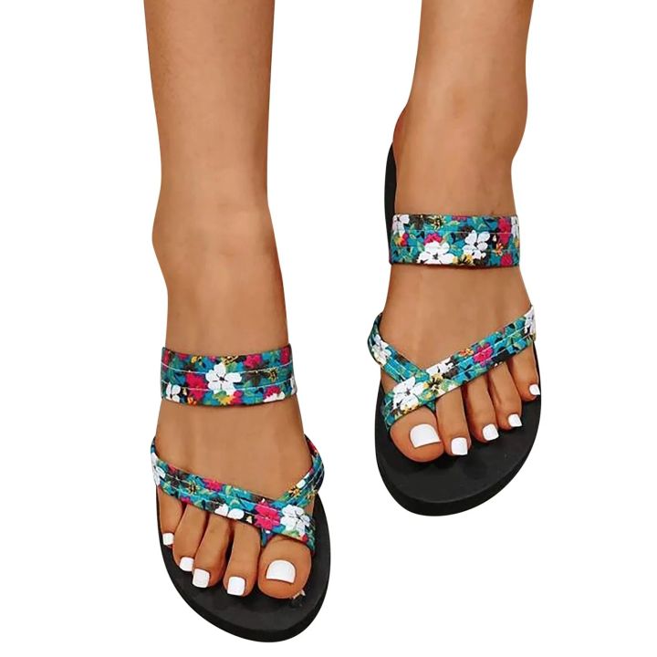 Women%20Floral%20Flip%20Flops%20Beach%20Flip%20Flops%20Fashion%20Slip%20On%20Sandals%20For%20Women%20Wide%20Width%20Transparent%20Sandals%20For%20Women%20Heels%20-%20Image%203