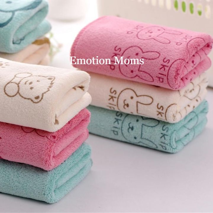 Baby%20Bath%20Wash%20Towels%20For%20All%20Babys%20(%20Size%20:%2040"%20*%2022"%20)%20-%201%20Pcs%20-%20Image%202