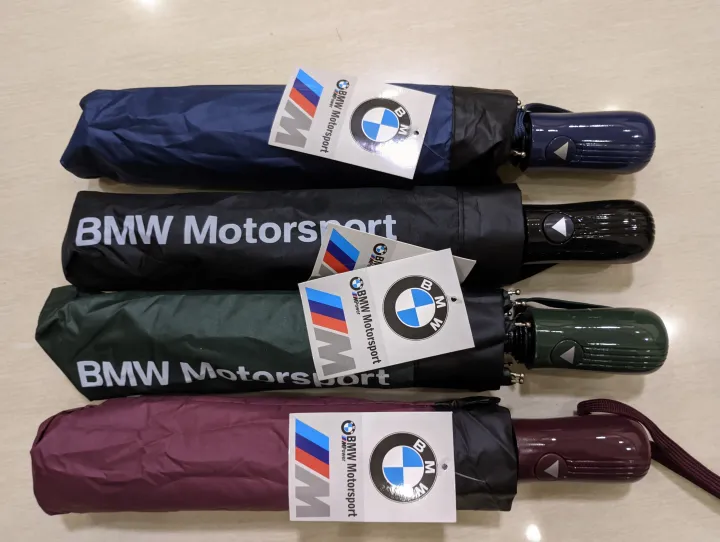 BMW%20Umbrella%208%20rib%20auto%20open%20-%20Image%204