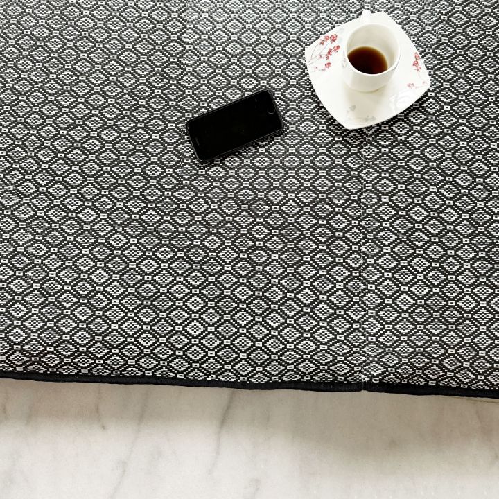 Relax%20Floor%20Mattress%20-%20GREY%20BLOCK%20PATTERN%20PREMIUM%20SLEEPING%20MAT%20(EXTRA%20THICK)%20-%20Image%203