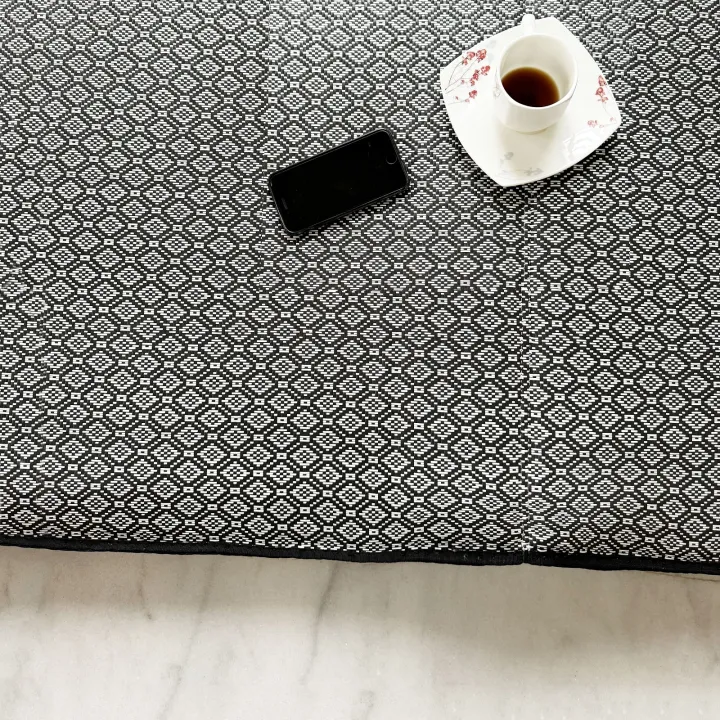 Relax%20Floor%20Mattress%20-%20GREY%20BLOCK%20PATTERN%20PREMIUM%20SLEEPING%20MAT%20(EXTRA%20THICK)%20-%20Image%203