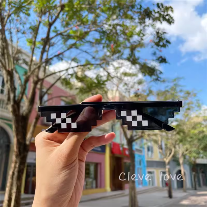 Thug%20Glasses%20Funny%20Mosaic%20Glasses%20Net%20Red%20Pixel%20Photography%20Performance%20Sunglasses%20for%20Men%20and%20Women%20Sunshade%20Sunglasses%20Coding%20anime%20-%20Image%208