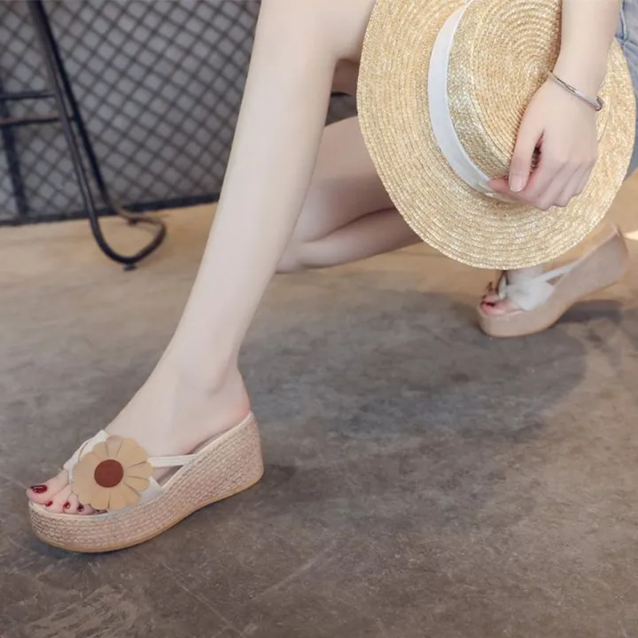 Internet%20Celebrity%20Wedge%20Sandals%20Women's%20Summer%20Outerwear2023New%20Thick%20Bottom%20Sponge%20Cake%20Slipper%20Fashion%20All-Matching%20High%20Heel%20Slippers%20-%20Image%205