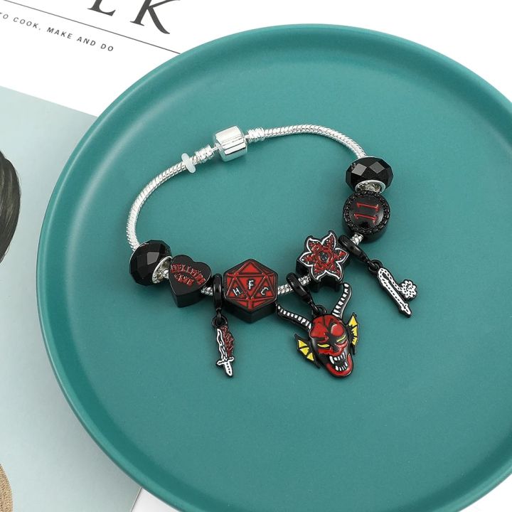 Hellfire%20Club%20Eddie%20Munson%20Bracelet%20for%20Women%20Beads%20Demodog%20Black%20Color%20DIY%20Charms%20Jewelry%20Friends%20Gift%20-%20Image%206