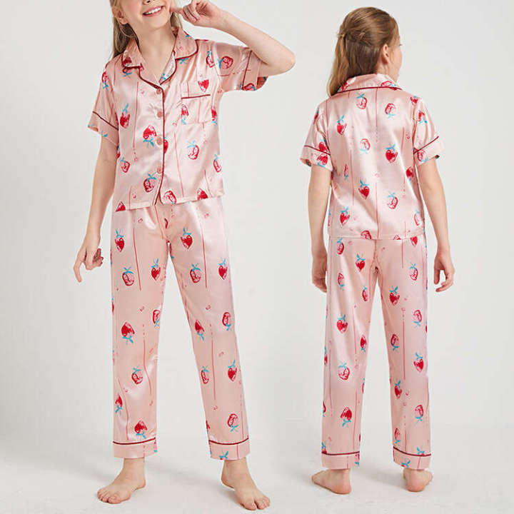 Girls'%20summer%20sleepwear%20thin%20design%20children's%20baby%20strawberry%20color%20Ding%20ice%20silk%20cool%20and%20cute%20home%20clothes%20two%20piece%20set%20-%20Image%206
