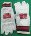 SS Wicket Keeping Inner Gloves - White.