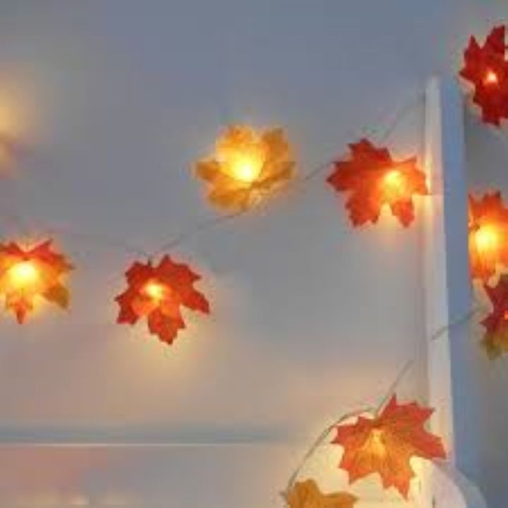 Maple%20Leaf%20Fairy%20Lights%20/Autumn%20Leaves%20Fairy%20Sparkling%20String%20Lights%2020Led%20-%20Image%202