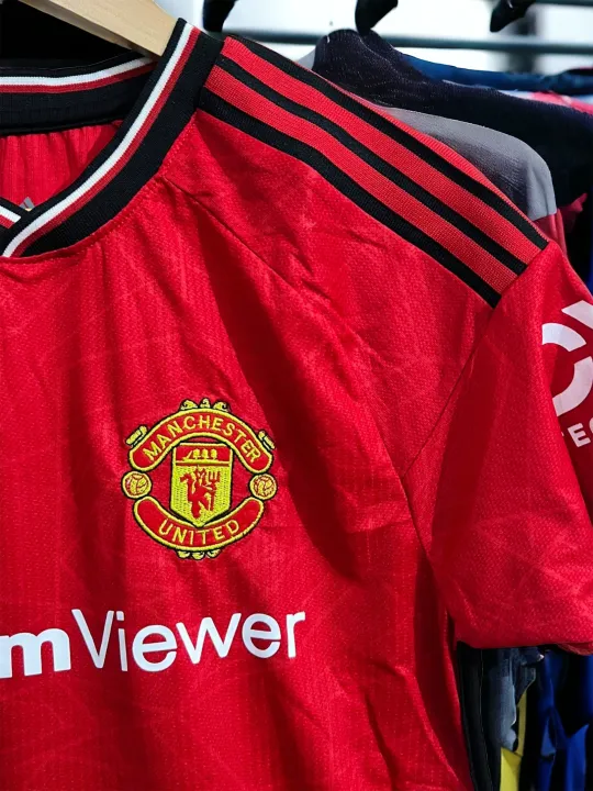 ManUnited%2023/24%20Premium%20Kit%20-%20Image%203
