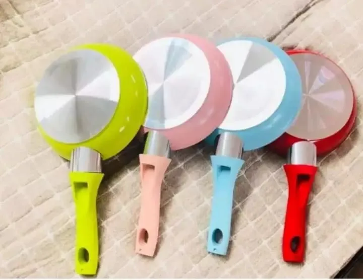 Non%20Stick%20Forged%20Frying%20Pan%2016CM%20Marble%20Stone%20Coating%20and%20Silicone%20handle%20-%20Image%203