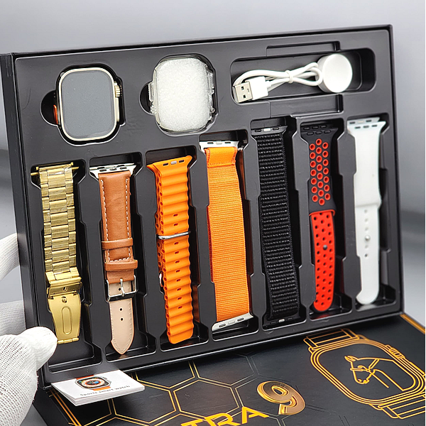 DT900%20Ultra%209%20Smart%20Watch%20(Strap%207+1%20cover%20)%20(%20Golden%20Color%20Edition%20)%20Smart%20Watch%202.06%20inch%20Full%20HD%20Display%20Screen%20For%20Men%20&%20Women%20Whit%20Wireless%20Charger%20By%20Gadget-X%20-%20Image%203