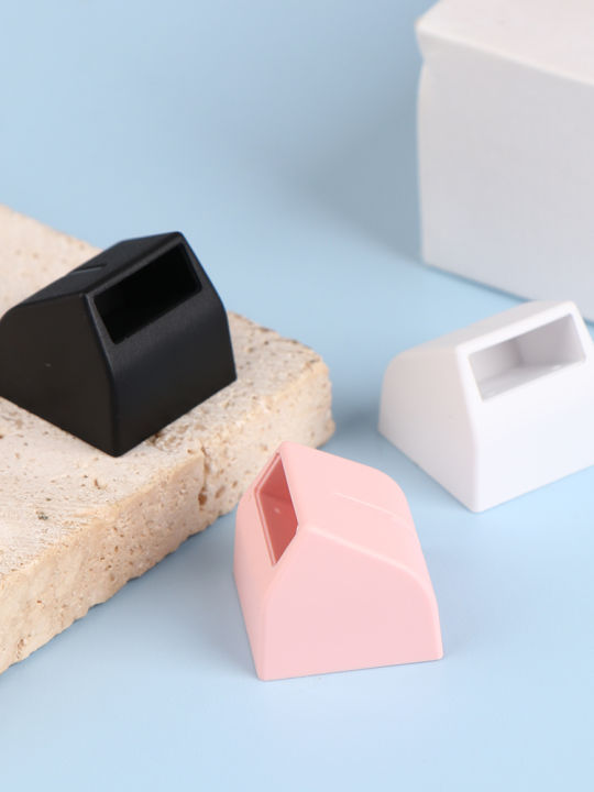 Mechanical%20Keyboard%20USB%20Dongle%20Receiver%20Storage%20Keycap%20Personality%20ESC%20Keycap%20Universal%20-%20Image%203