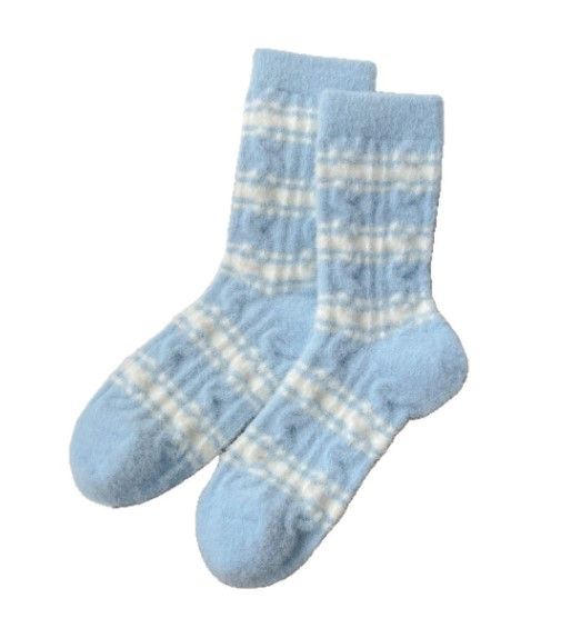Winter%20Australian%20Velvet%20Socks%20for%20%20girls%20&%20Women%20Thickeneded%20Super%20Warm%20Blue%20Cartoon%20Bear%20Embroidered%20Bow%20Winter%20Mid-Tube%20Sleep%20Socks%20-%20Image%207