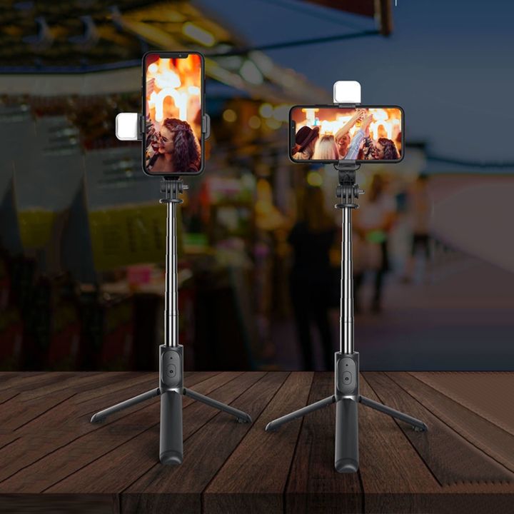 Bluetooth%20Selfie%20Stick%20with%20LED%20Tripod%20R1S%20Extendable%20Monopod%20Removable%20Mini%20Universal%20Remote%20360%20Adjustable%20Head%20Stand%20-%20Image%209