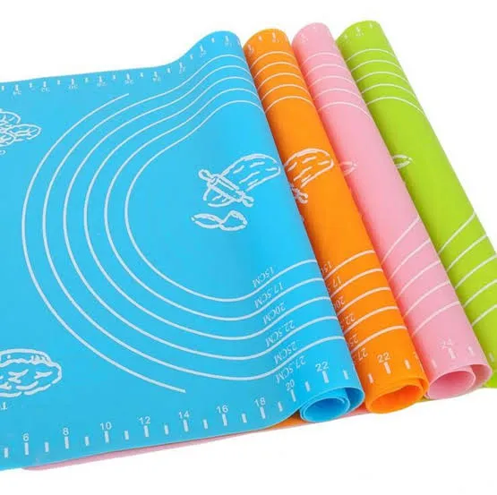 Silicone%20Pastry%20Rolling%20Mat%20with%20Measurements%20Non-Stick%20Silicone%20Baking%20Mat%20for%20Making%20Cookies%20Bread%20and%20Pastry%20-%20Image%202
