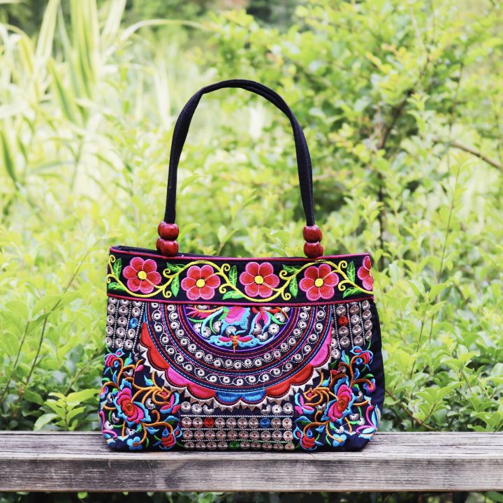 Yunnan embroidery bag ethnic canvas bag embroidery handbag bag ladies bag women's handbag cloth bag