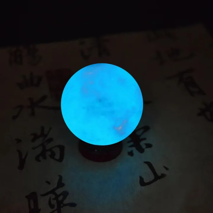 【happy one】Hot Selling 35MM Blue Quartz Crystal Sphere Ball Glow In The Dark Stone #NN25