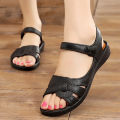Elderly sandals ladies wear fashion middle-aged and elderly granny shoes flat non-slip wear-resistant plastic mom sandals in summer. 
