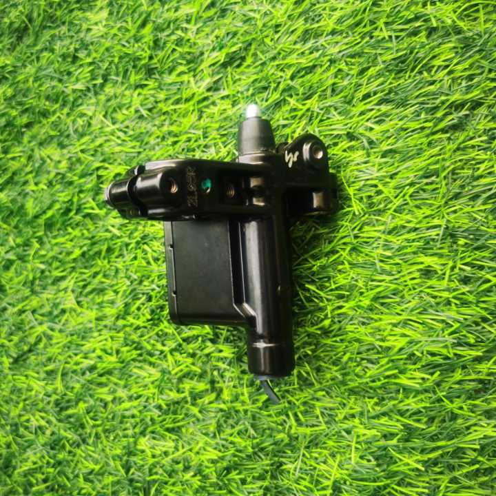 Master%20Cylinder%20Assembly%20Yamaha-FZ%20-%20Image%203