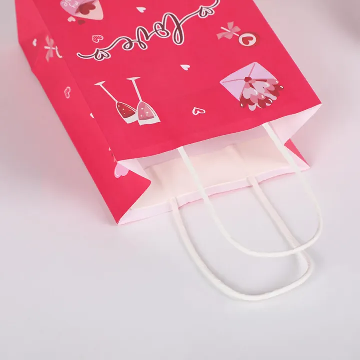 Heart%20shape%20designs%20Valentine's%20Day%20gift%20bags%20Unique%20Colorful%20Suitable%20for%20Valentine's%20Day%20Tote%20bags%204%20designs%20Party%20supplies%20for%20Valentine's%20Day%20party%20Gift%20giving%20Shopping%20Promotional%20events%20Suitable%20-%20Image%204