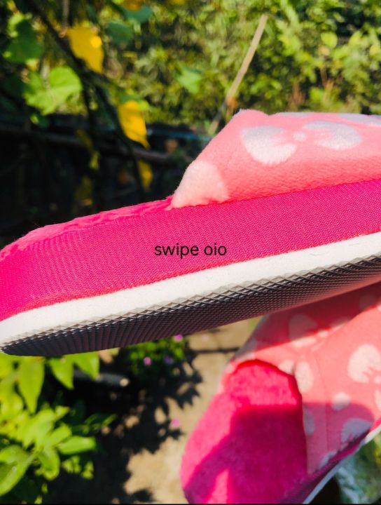 Premium%20Winter%20Slippers%20for%20Women%20Soft%20Cozy%20Footwear%20Stylish%20&%20Warm%20Design%20-%20Image%209