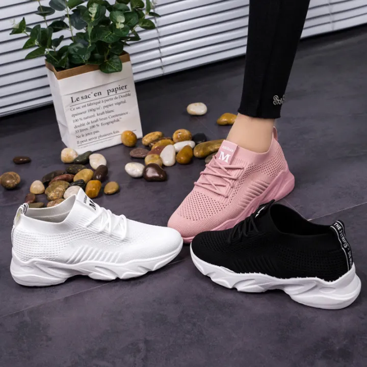 School%20Girls%20Shoes%20New%20Flying%20Woven%20Mesh%20Sneakers%20Flat%20Versatile%20Korean%20Edition%20Women's%20Casual%20Shoes%20Autumn%20New%20Running%20Shoes%20-%20Image%204