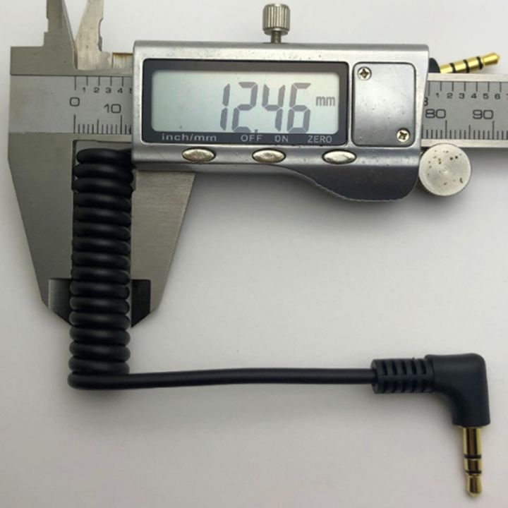 3.5mm%20Audio%20Cable%20-%20Dual%20Male%203.5mm%20TRRS%20to%20TRS%20Universal%20Cable%20for%20Microphones%20-%20Image%204