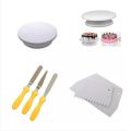 turn table+3 Pieces cake k-nife set+3 Pcs Scrapper. 
