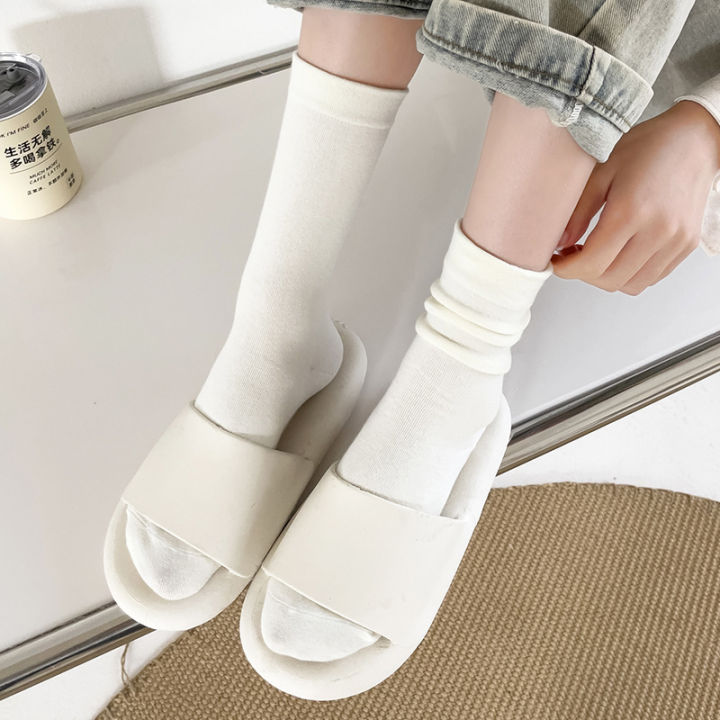 Douyin%20thin%20loose%20white%20boneless%20socks%20confinement%20socks%20spring%20and%20summer%20solid%20color%20medium%20socks%20cotton%20pile%20socks%20-%20Image%204
