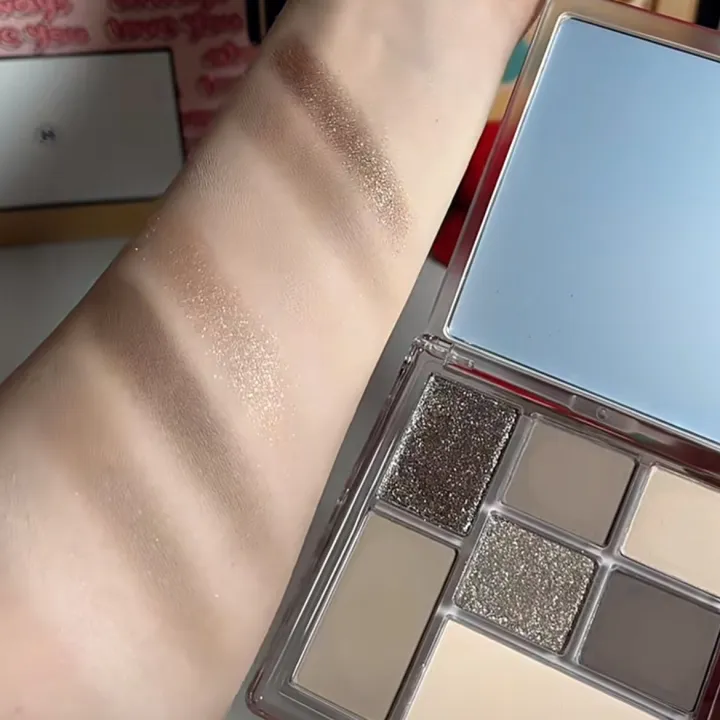 7%20Colors%20Eyeshadow%20Palette%20Pearly%20Glitter%20Matte%20Finish%20Dark%20Grey%20Beige%20Color%20Eyeshadow%20With%20Mirror%20Portable%20Cosmetics%20-%20Image%204