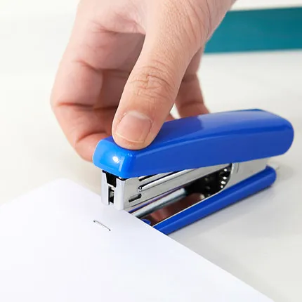 Stapler%20Good%20Quality%20Office%20Supplies%20Stitching%20Needle%20-%20Image%205