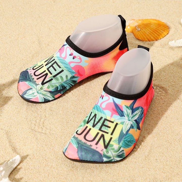 Children's%20Beach%20Shoes%20Upstream%20Seaside%20Swimming%20Shoes%20Anti-Scratch%20Home%20Breathable%20Princess%20Elsa%20Piggy%20Page%20Room%20Socks%20-%20Image%203