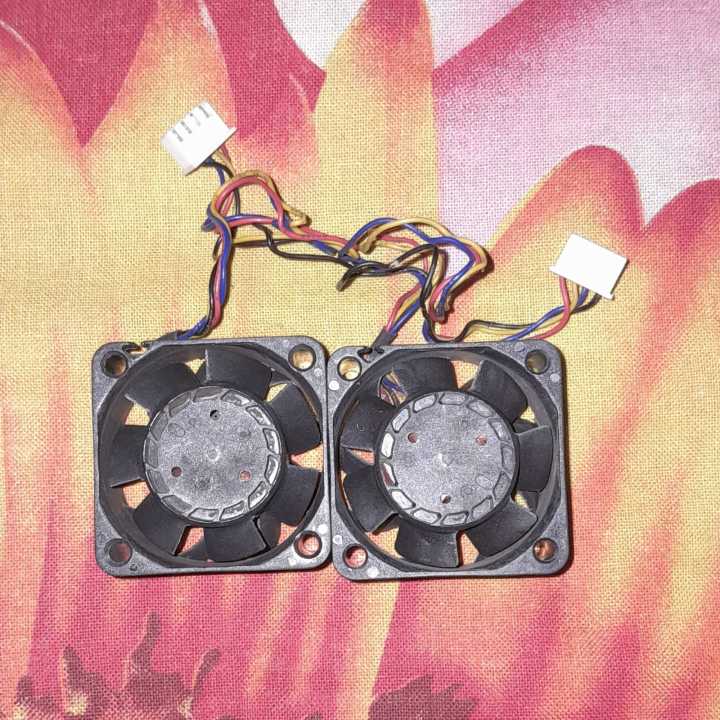 2%20ps%2012V%20High%20Speed%20Fan%20AVC%204020%2012V%200.50A%2015000RPM%204%20Wire%20Server%20Cooling%20Fan%20Dual%20Ball%20Bearing%2040mm%20Fan%205cm%20Server%20Power%20Airflow%2040x40x20mm%20Large%20Wind%20Speed%20Server%20Mini%20Axial%20Cooling%20Fan%2012V%20Fan%20For%20Computer%20Server%20-%20Image%203